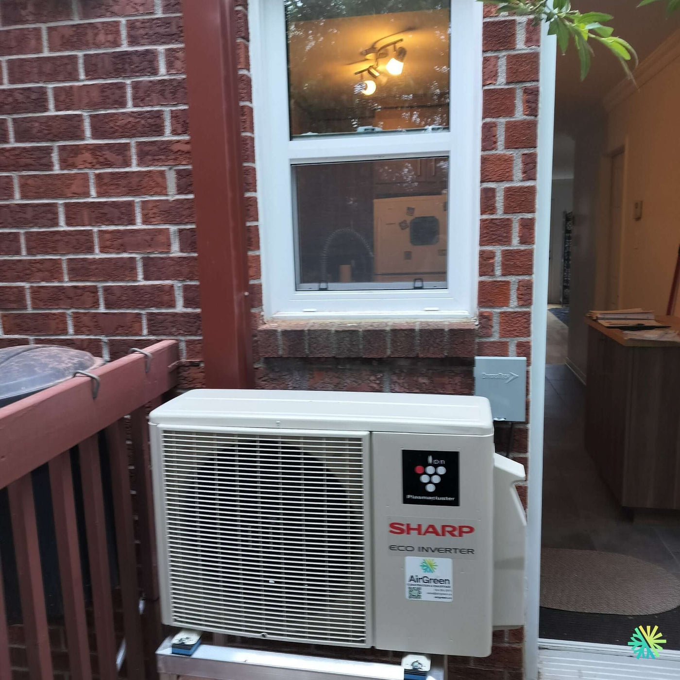 Installation d’une Sharp Eco Inverter thermopompe murale à Rosemont–La Petite-Patrie