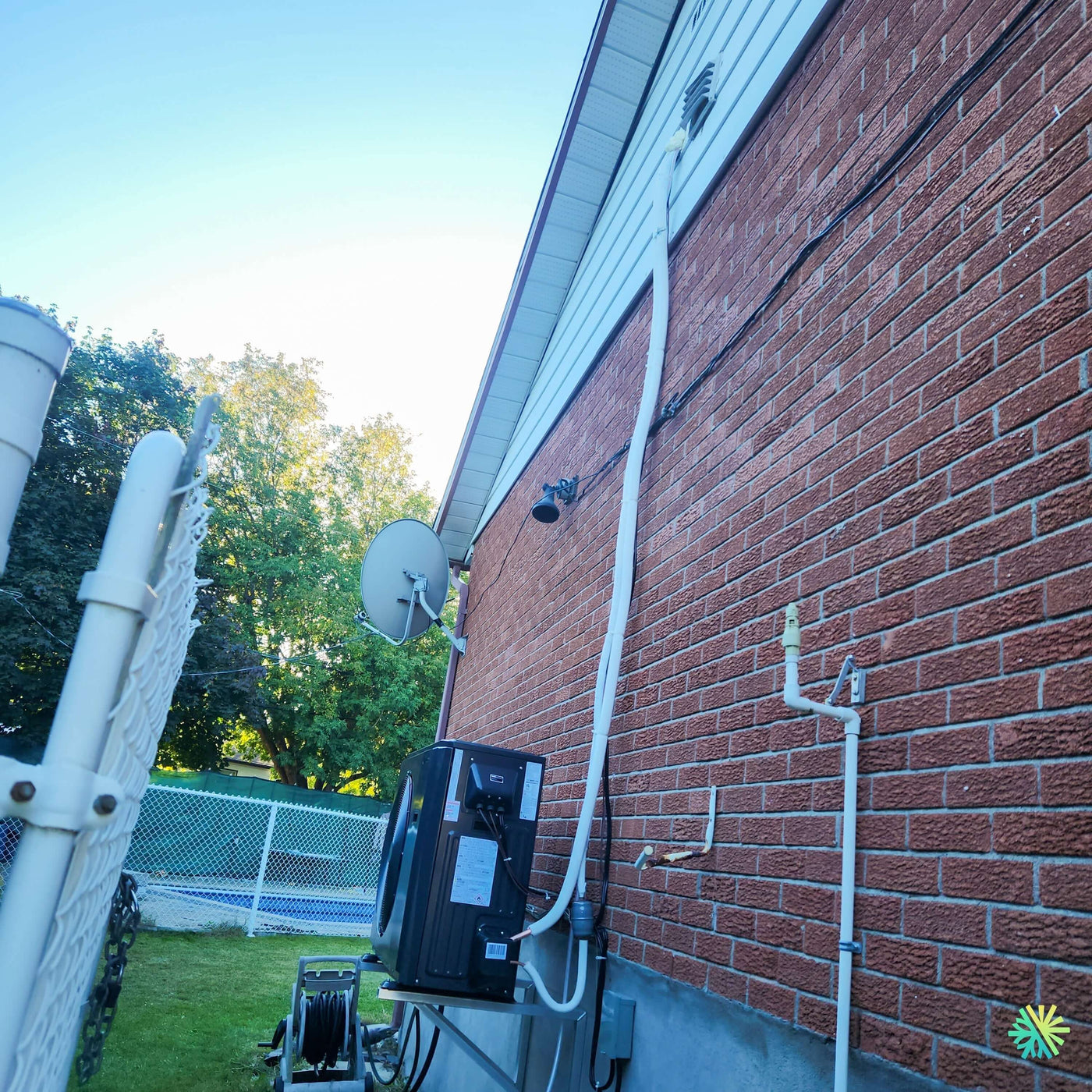 Installation d’une thermopompe centrale MIDEA EVOX G3 2 tonnes à Rivière-des-Prairies–Pointe-aux-Trembles, Montréal