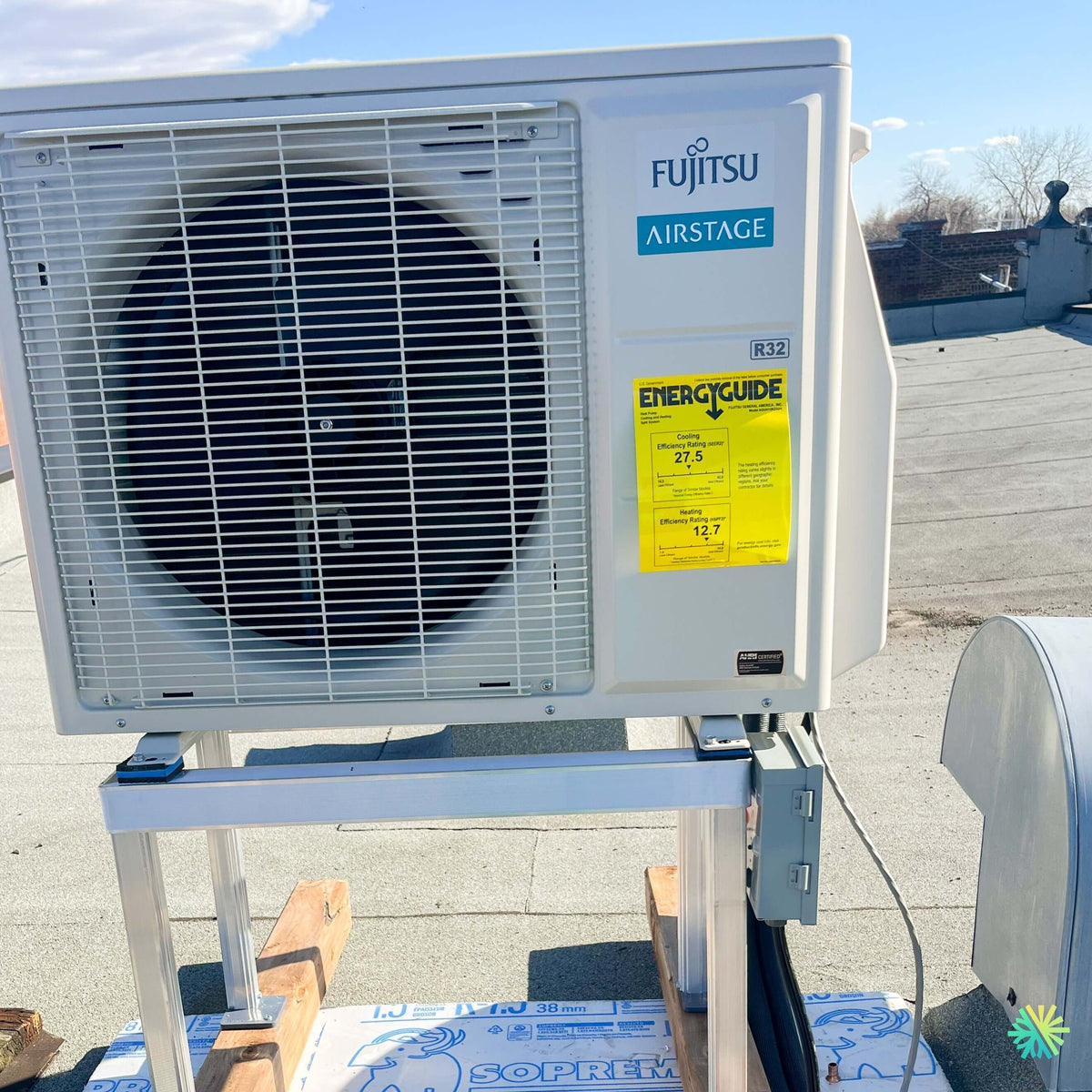 Installation d’une thermopompe murale Fujitsu AIRSTAGE Altair 700 de 12 000 BTU à Salaberry-de-Valleyfield, en Montérégie