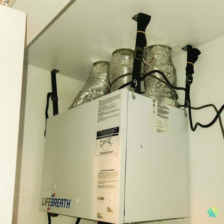 Installation d'un échangeur d'air LIFEBREATH RNC 95 dans l'arrondissement de Saint-Hubert, à Longueuil