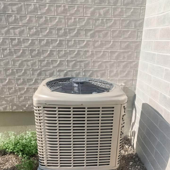 Maison avec système de thermopompe centrale en hiver, Y a-t-il un meilleur moment de l'année pour installer un système de thermopompe centrale?