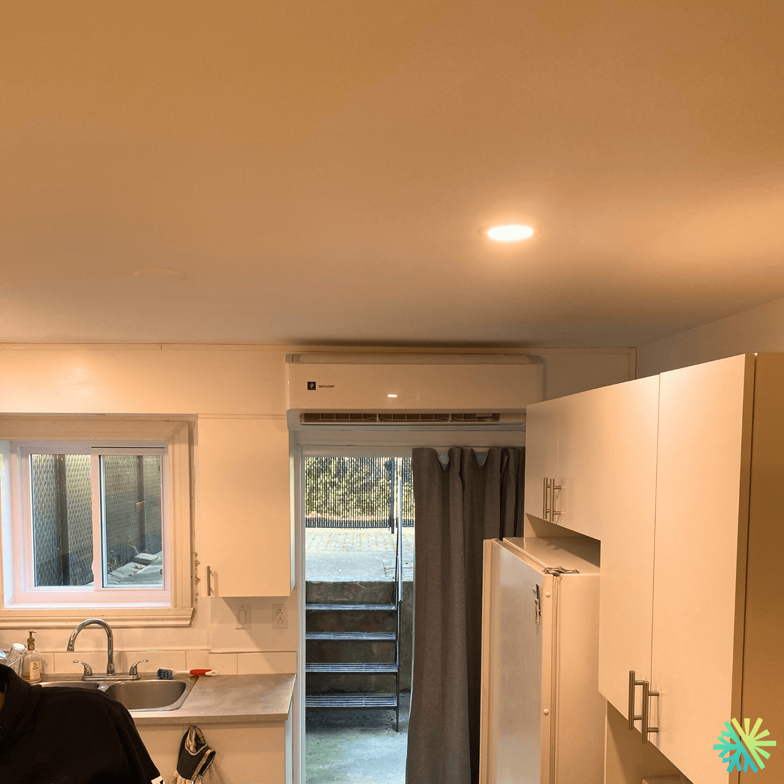 Installation d’une thermopompe murale Sharp au Plateau-Mont-Royal (Montréal)