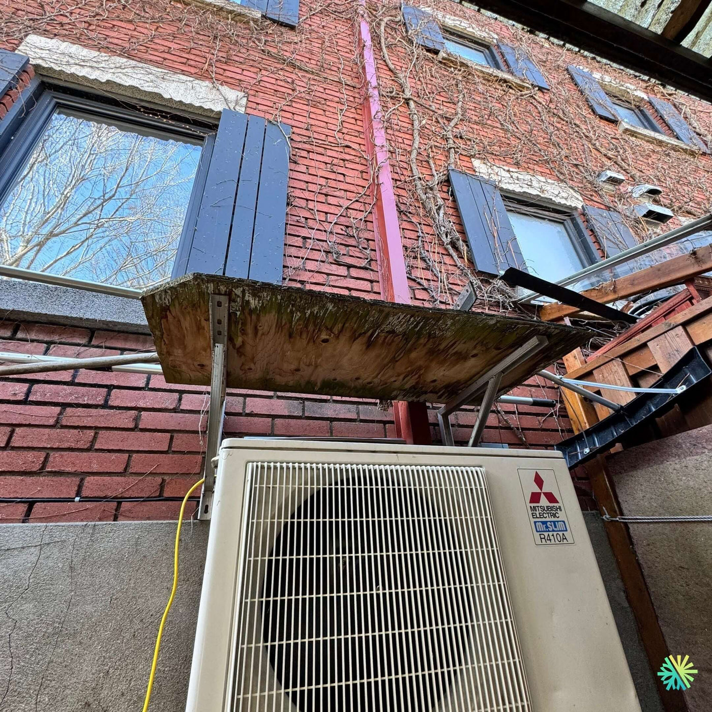 Réparation d’une thermopompe murale Mitsubishi à Rosemont–La Petite-Patrie