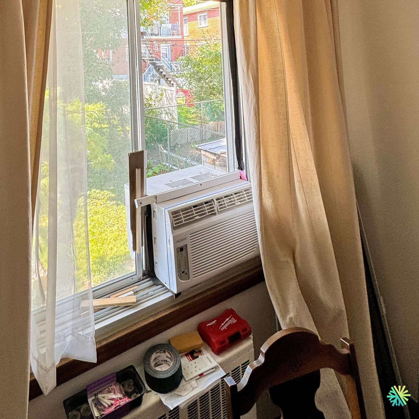 Réparation d’un Climatiseur de fenêtre Noma à Rosemont–La Petite-Patrie