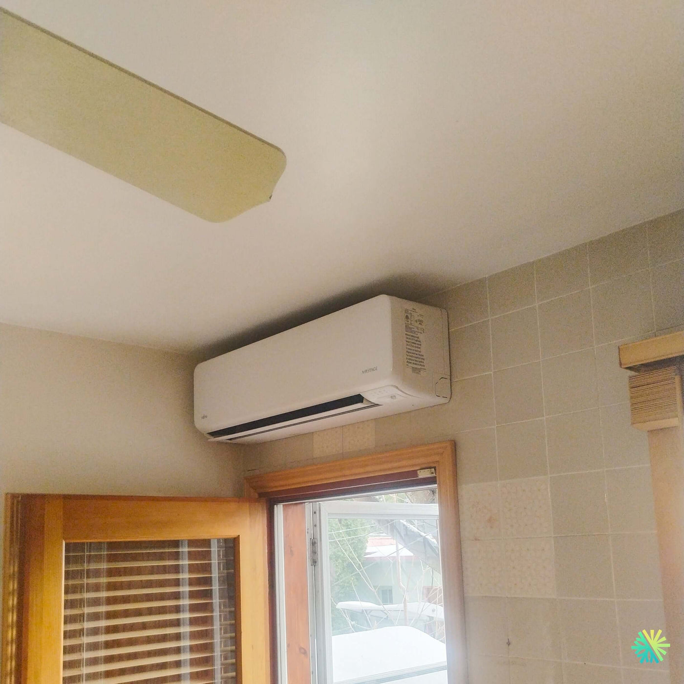 Installation d’une thermopompe murale FUJITSU ORION XLTH KZAH R-32 18 000 BTU à Candiac sur la Rive Sud