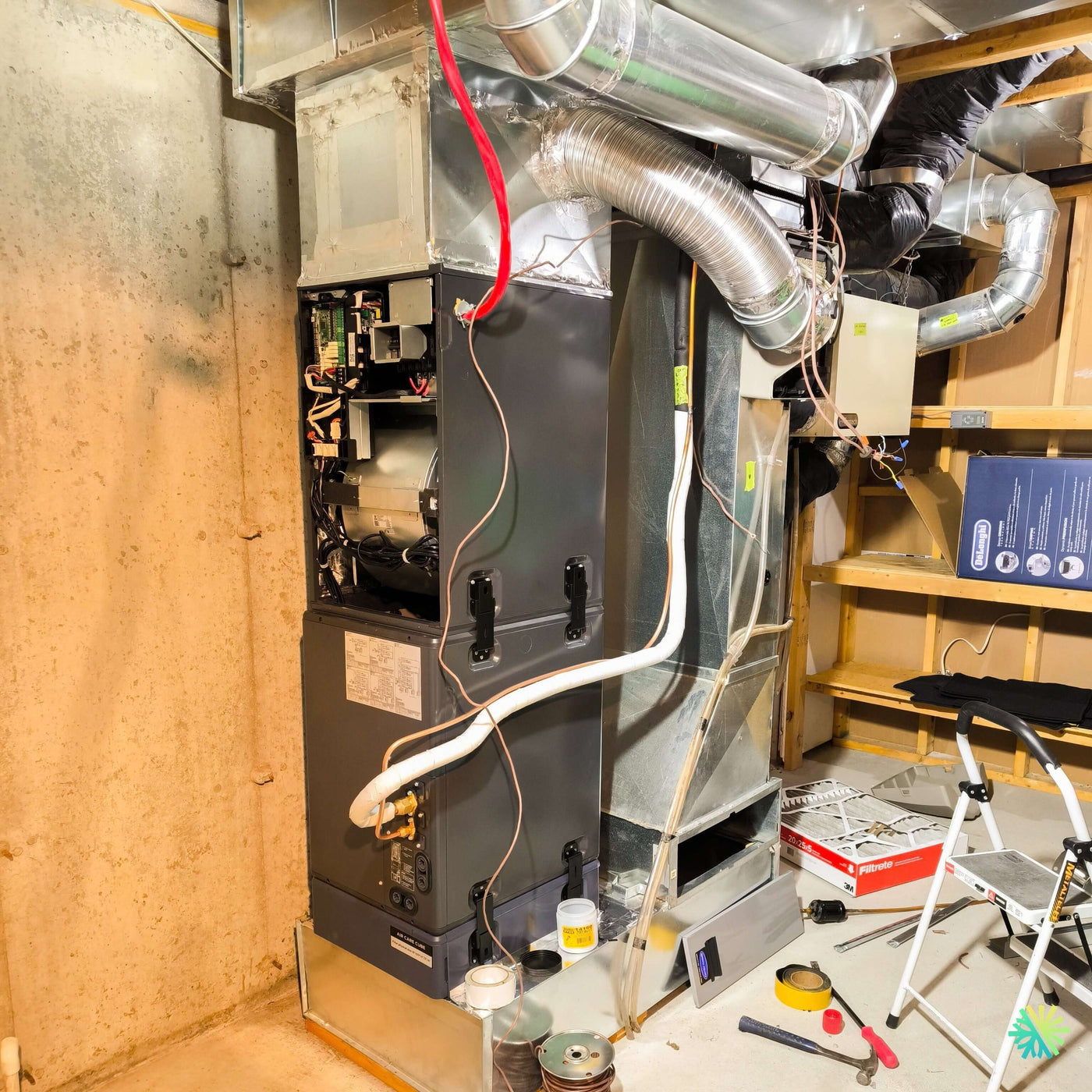 Installation d’une fournaise électrique MIDEA EVOX G3 3 tonnes avec système central à Vaudreuil-Dorion