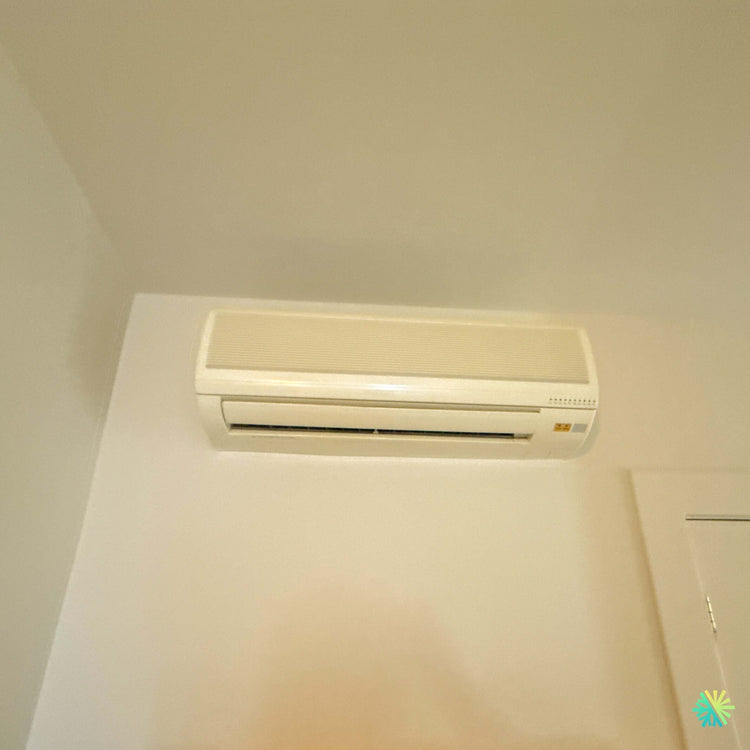 Réparation d’une thermopompe murale à Chomedey