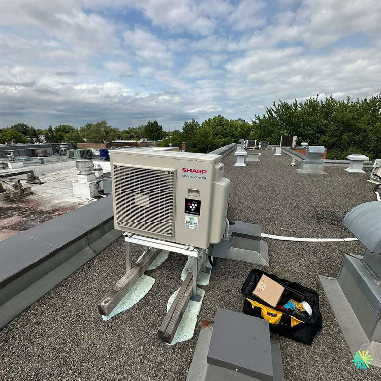 Installation d’une Sharp Eco Inverter thermopompe murale à Saint-Laurent