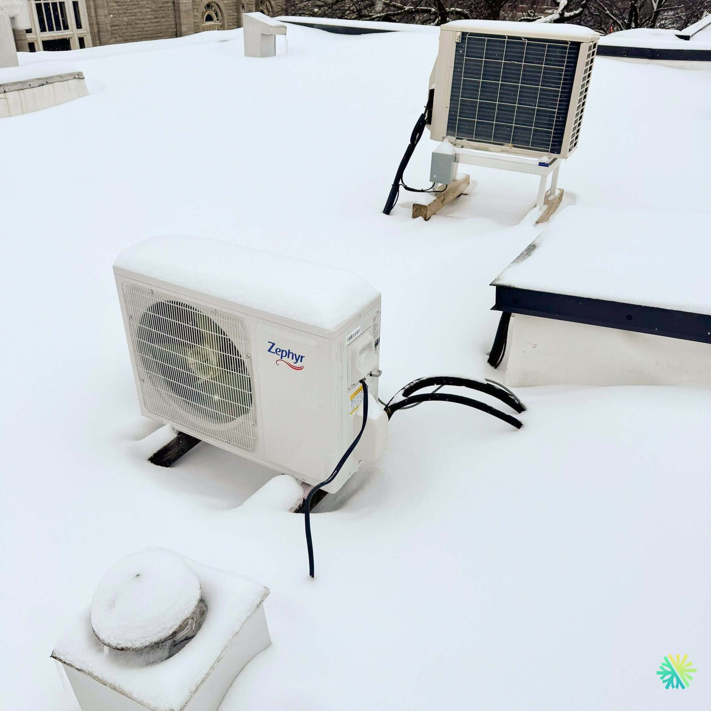 Réparation d’une Thermopompe Murale Zephir à Westmount : Un Appel de Service en Période Hivernale