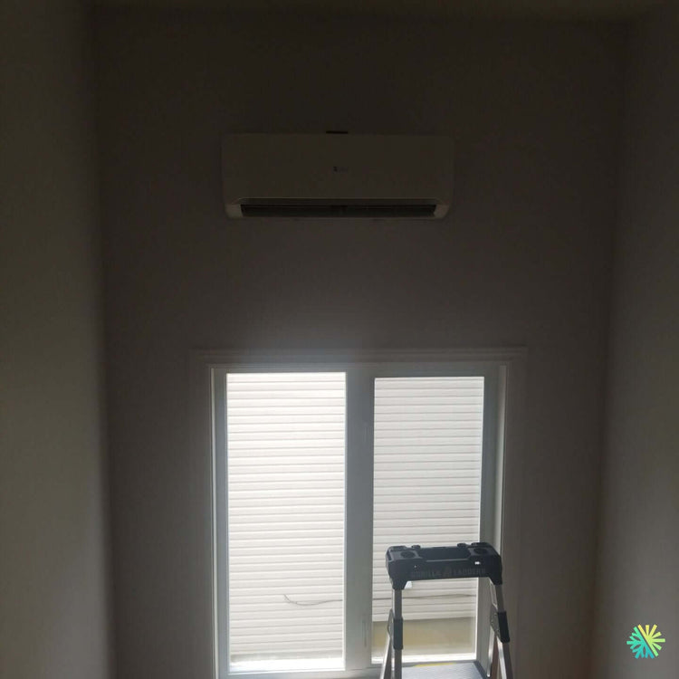 Installation d’une Gree thermopompe murale à Chomedey