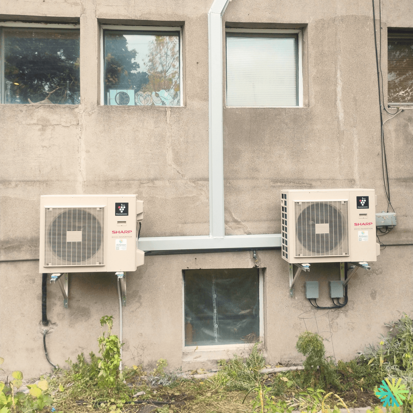 Installation de deux thermopompes murales Sharp à Villeray–Saint-Michel–Parc-Extension (Montréal)