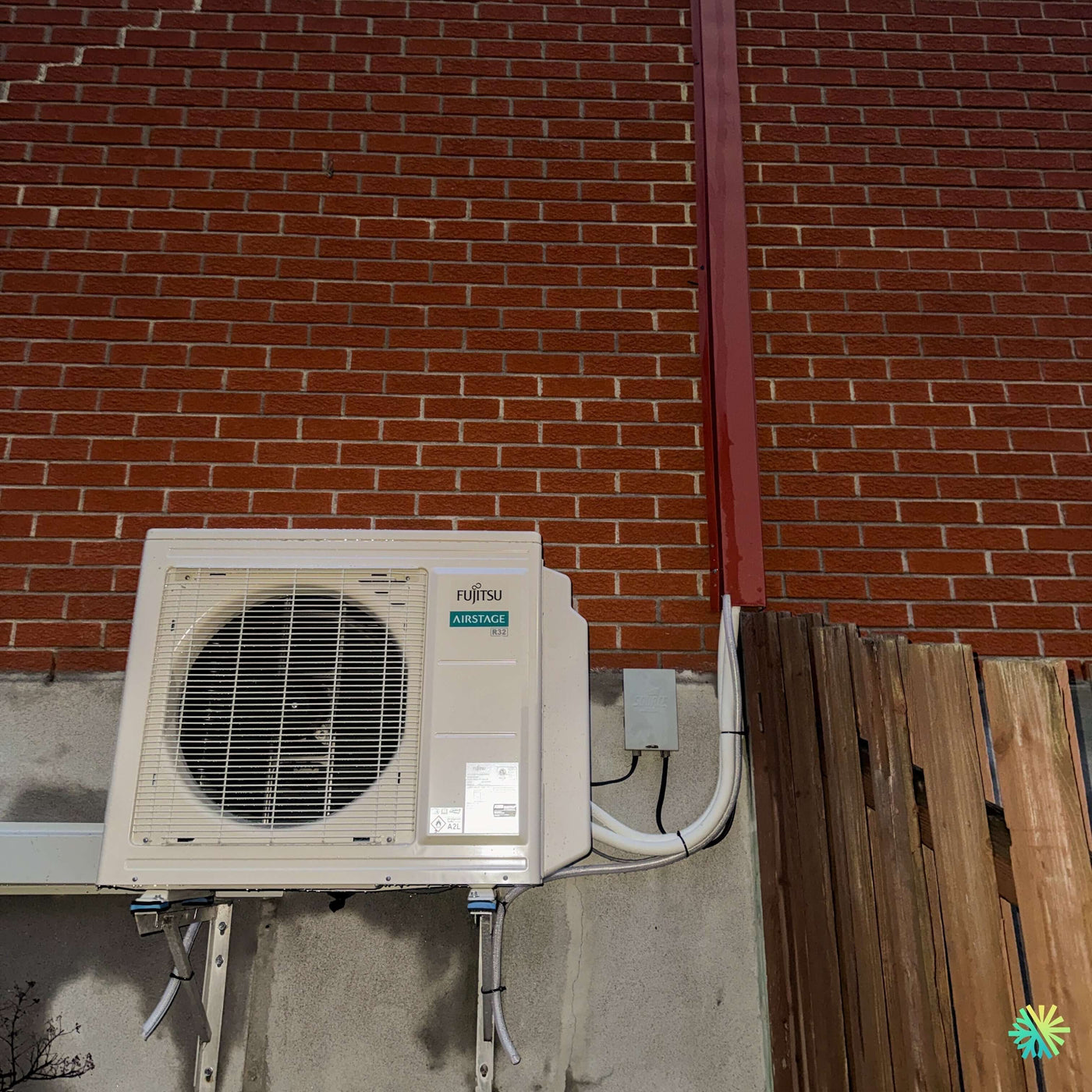 Installation d’une thermopompe double zone FUJITSU Aquila XLTH R32 24 000 BTU à Saint-Lambert