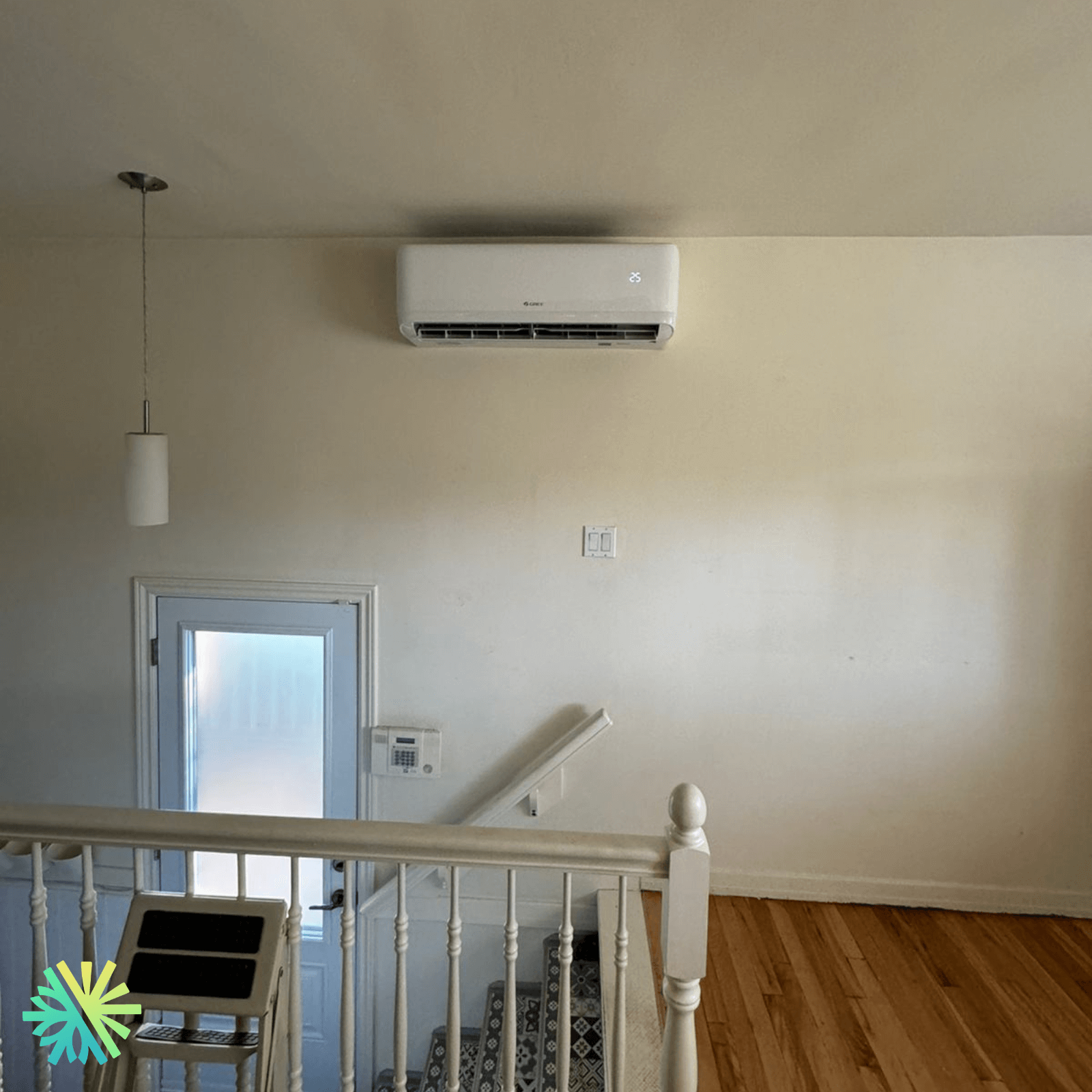 Installation d'une thermopompe mini-split Gree Livo GEN4 sur la Rive-Sud de Montréal