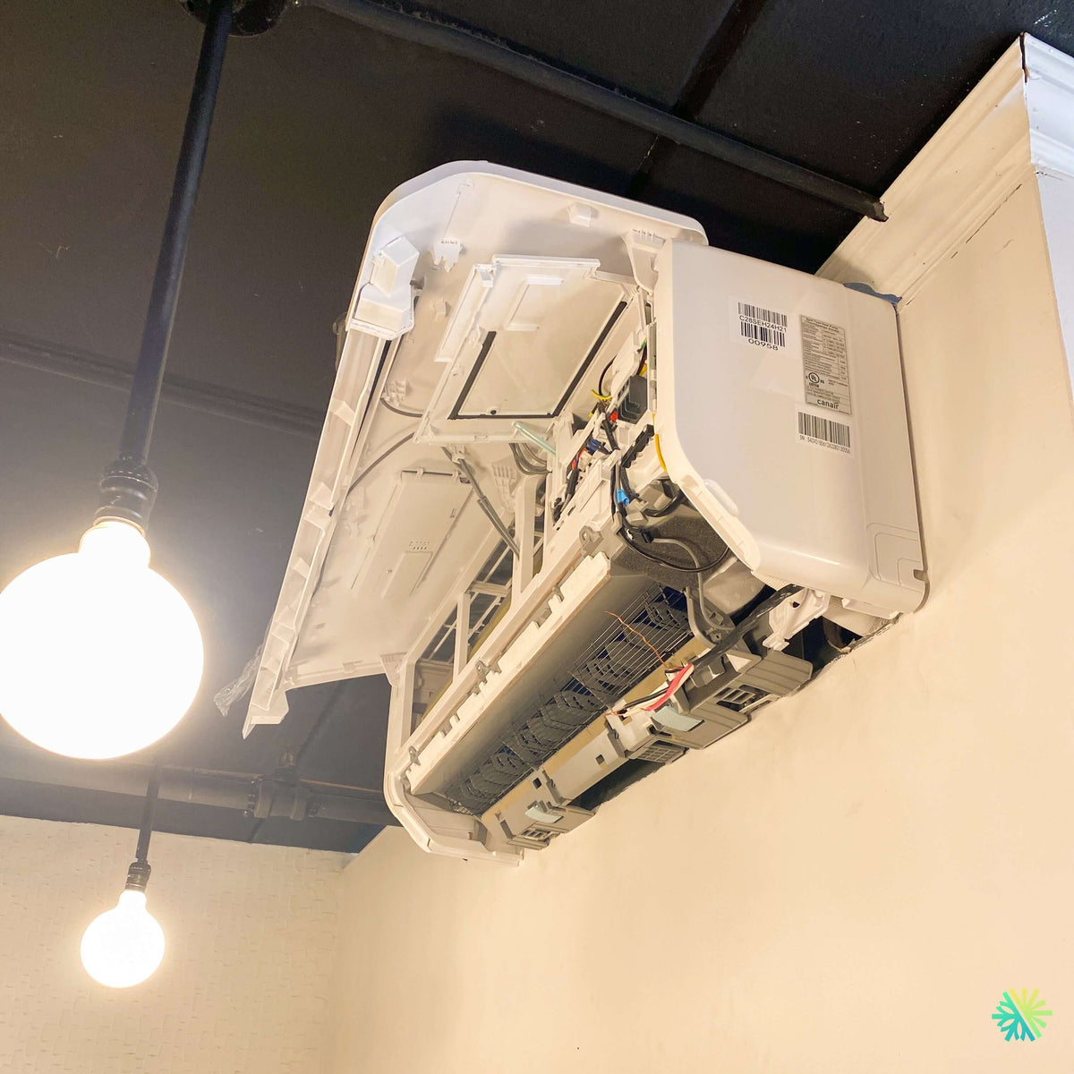 Installation d’une thermopompe murale CANAIR 4C28 de 24 000 BTU à Saint-Mathias-sur-Richelieu