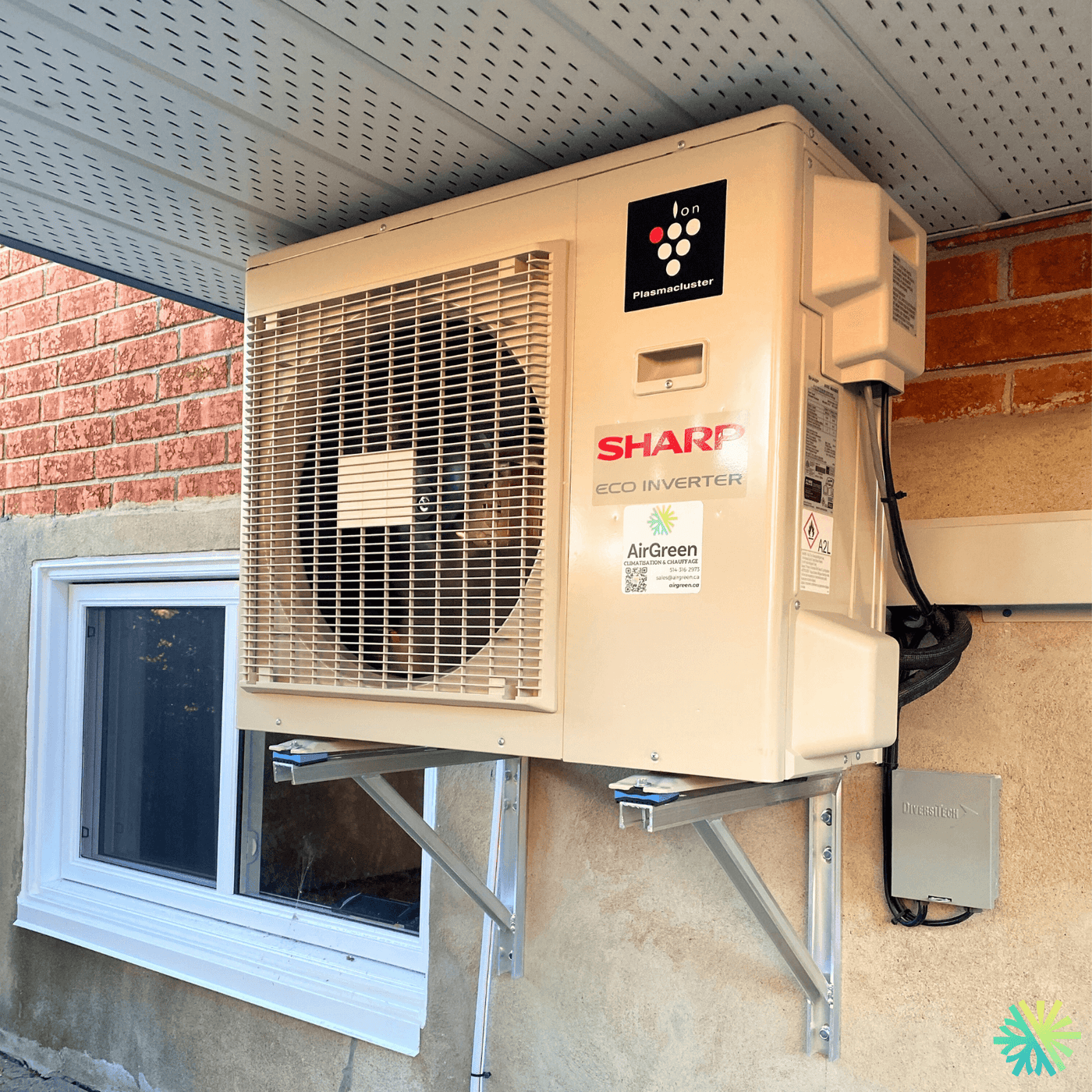 Installation d’une thermopompe murale Sharp ZU1 à Chomedey (Laval)