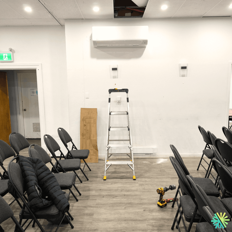 Installation d’une thermopompe murale Gree Charmo à Ville-Marie (Montréal)