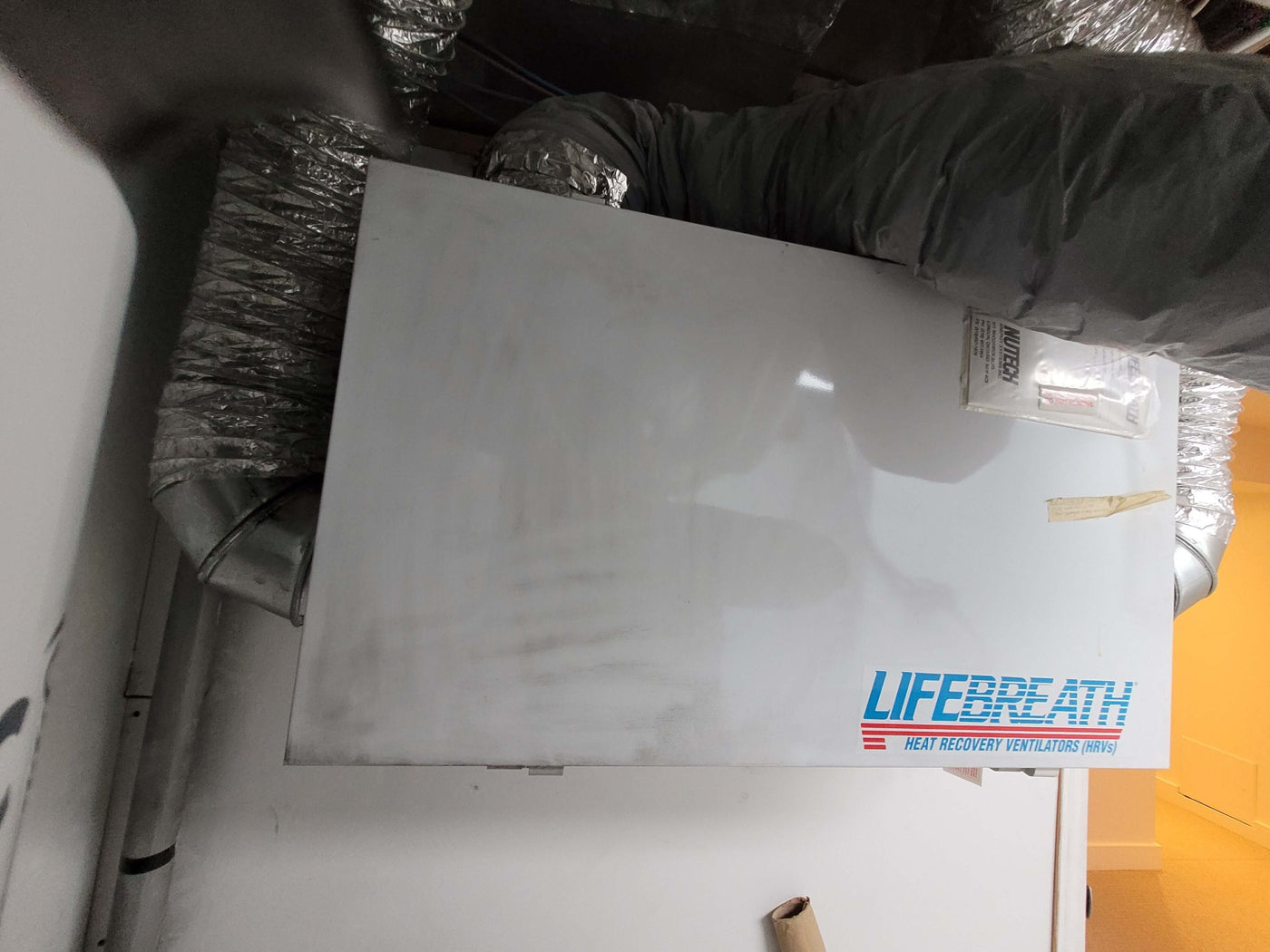 Pourquoi les échangeurs d’air intelligents sont le futur des maisons québécoises (et comment s’y préparer dès maintenant)