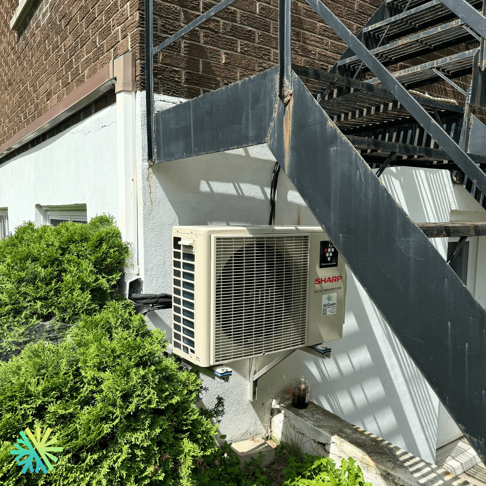 Installation d’une thermopompe Sharp ZHU1 à LaSalle, Montréal