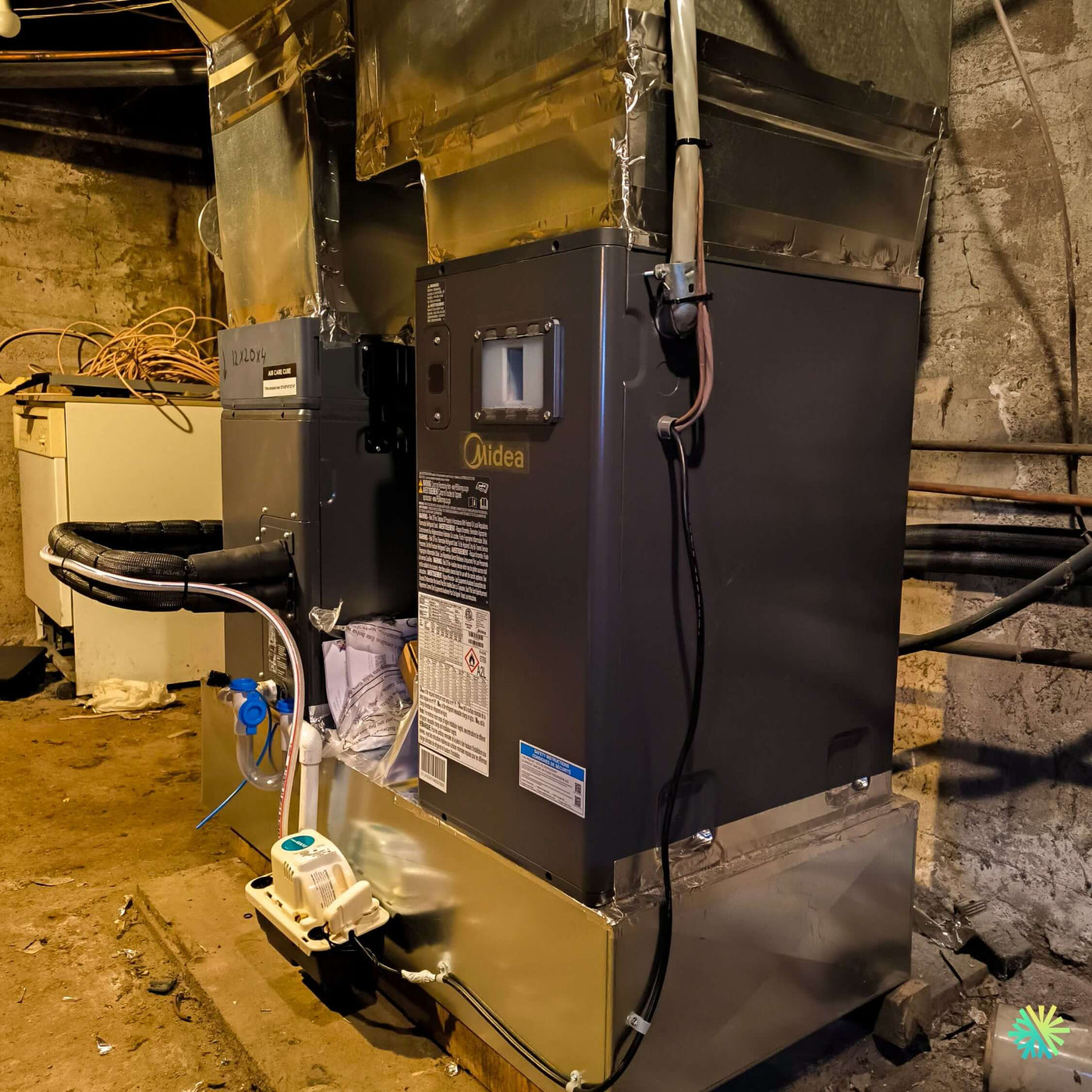Installation d’une fournaise électrique MIDEA EVOX G3 5 tonnes avec système central Air Handler à Boucherville
