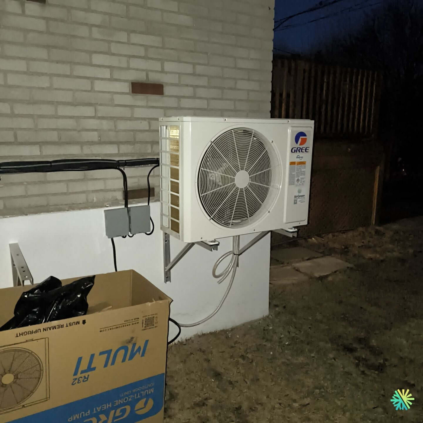 Installation d’une GREE Multi R32 thermopompe MultiZone à Sainte-Dorothée (Laval)