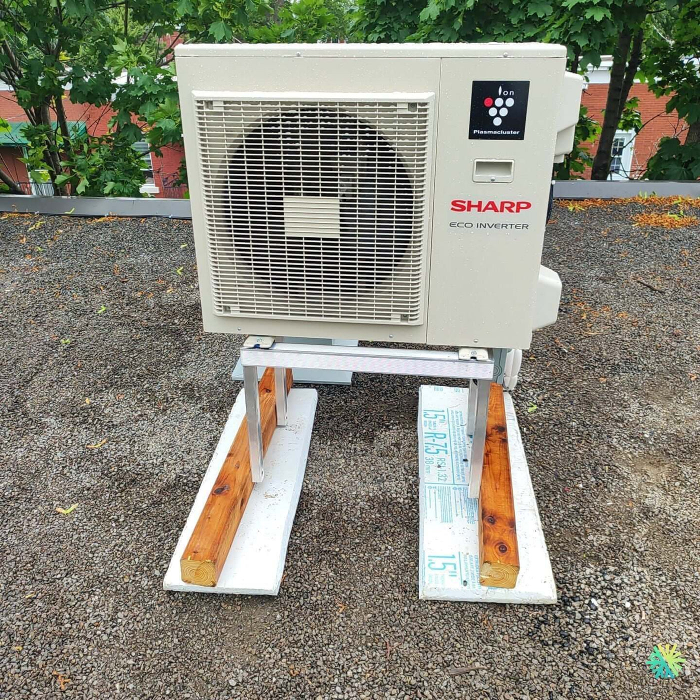 Installation d’une Sharp Eco Inverter thermopompe murale à Rosemont