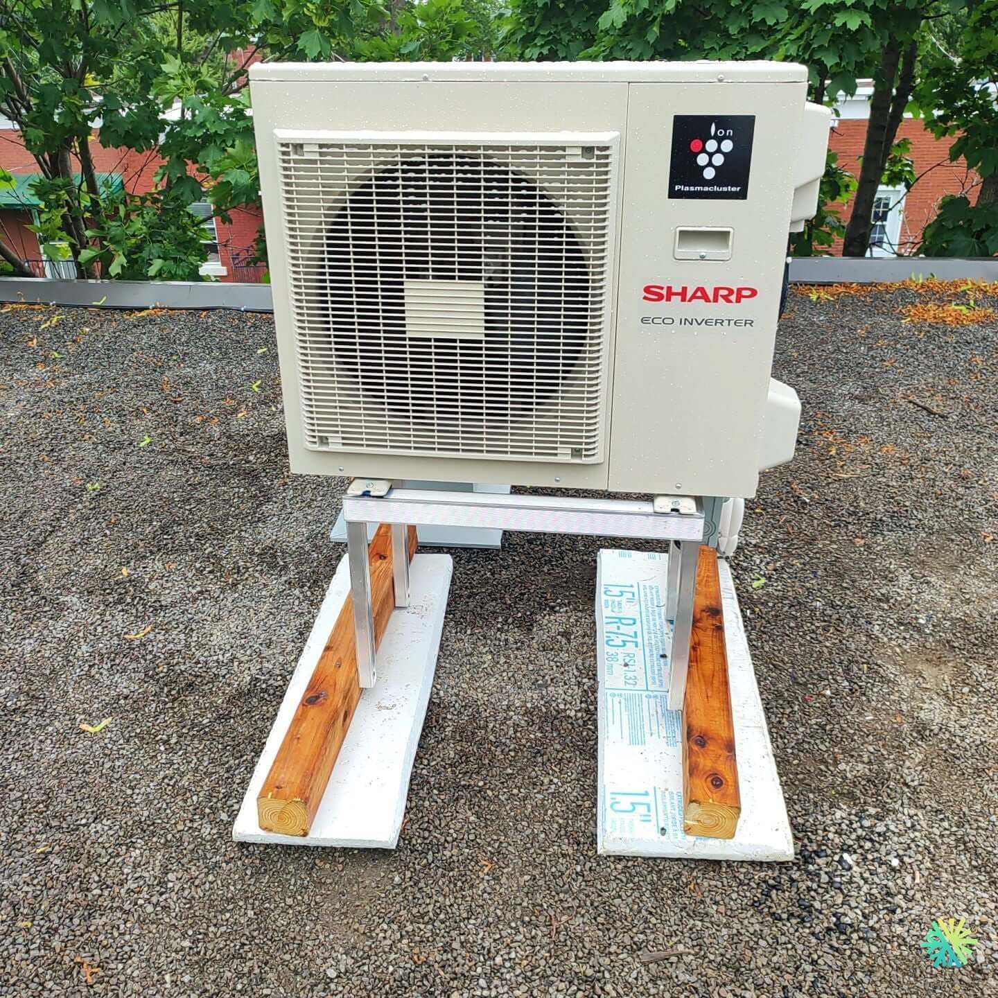 Installation d’une Sharp Eco Inverter thermopompe murale à Rosemont
