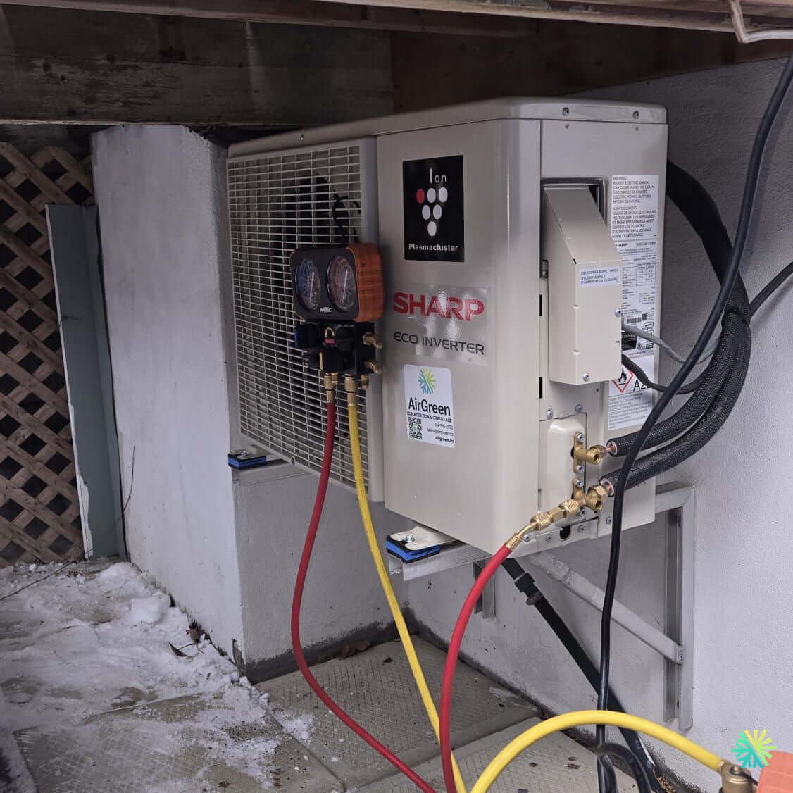 Réparation d’une thermopompe murale Sharp à Sainte-Julie
