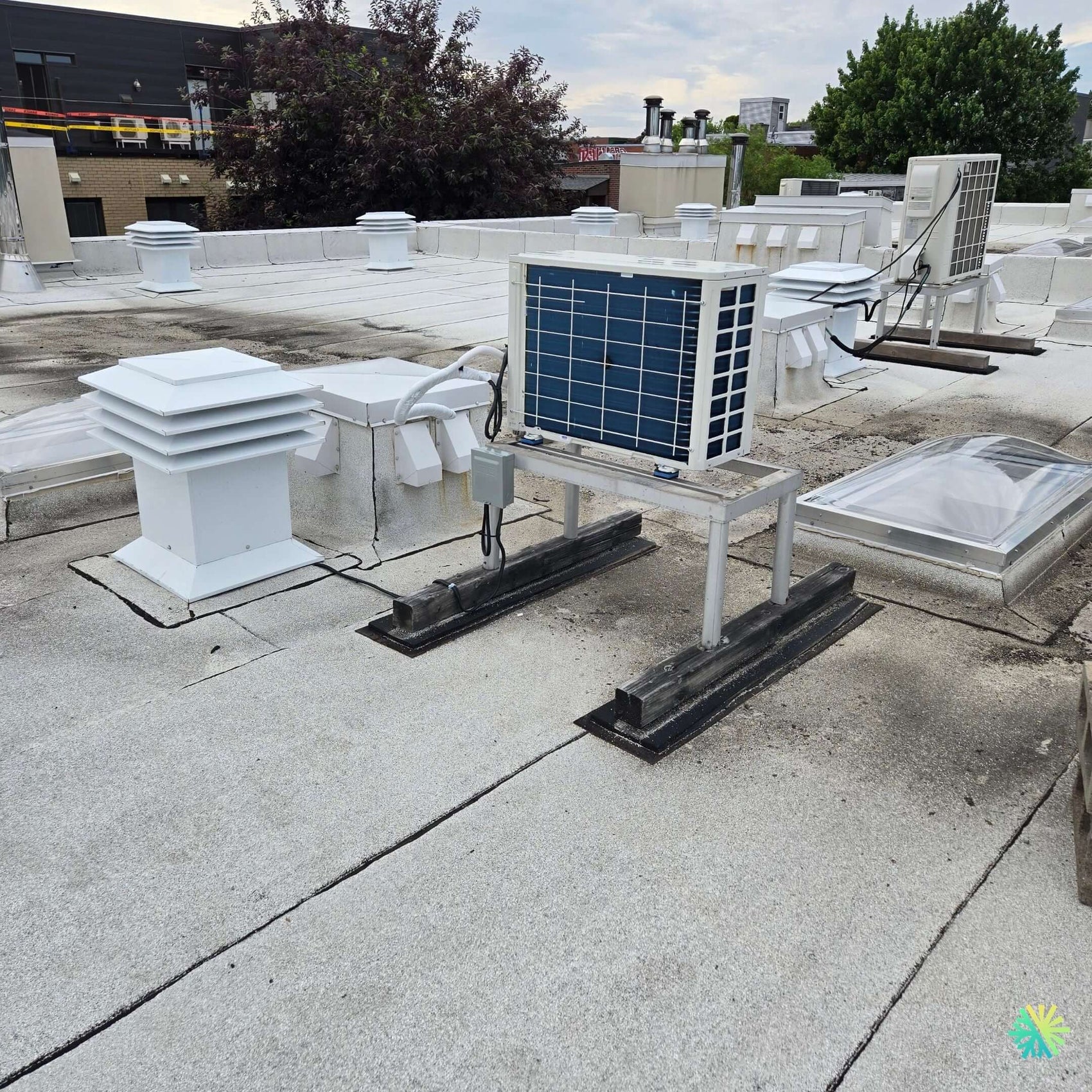 Réparation d’une thermopompe murale Gree à Rosemont–La Petite-Patrie