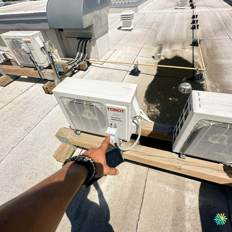 Réparation d’une Thermopompe MultiZone Tosot à Saint-Lambert