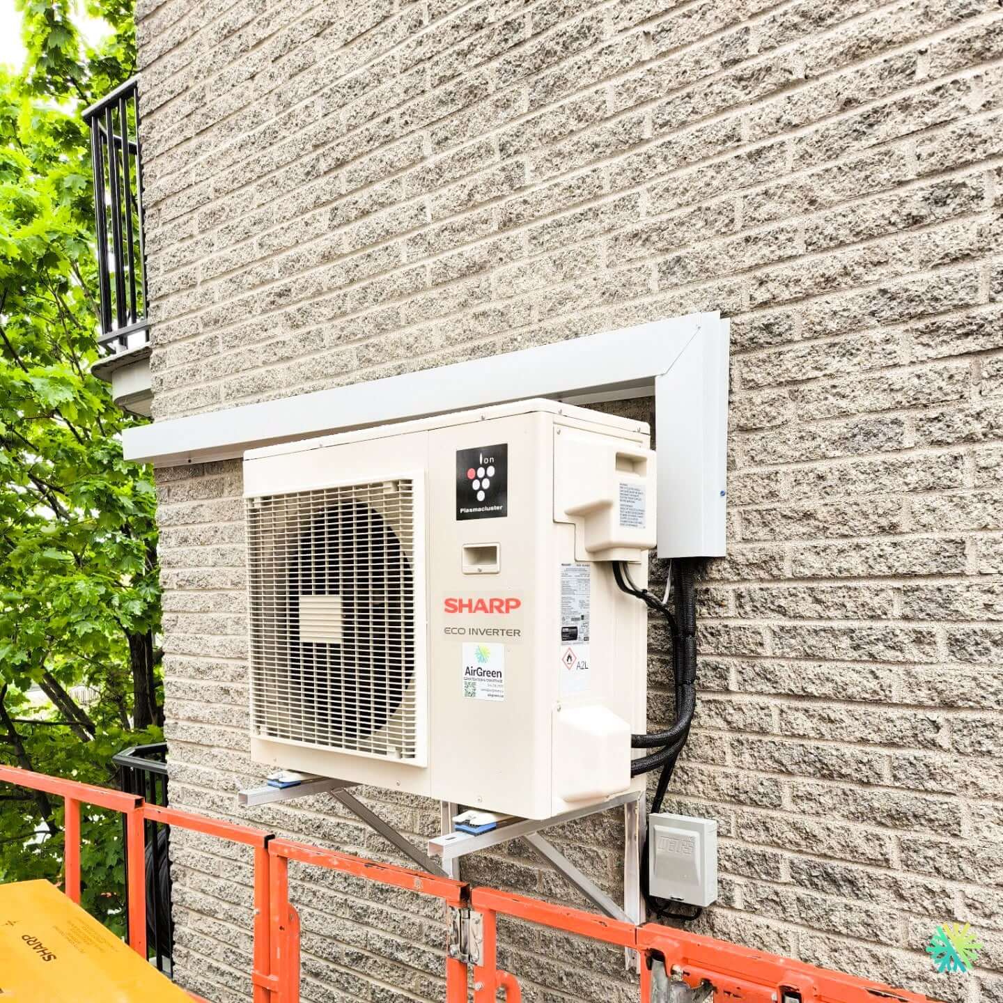 Installation d’une Thermopompe Murale SHARP ZU1 18 000 BTU à Île-des-Sœurs