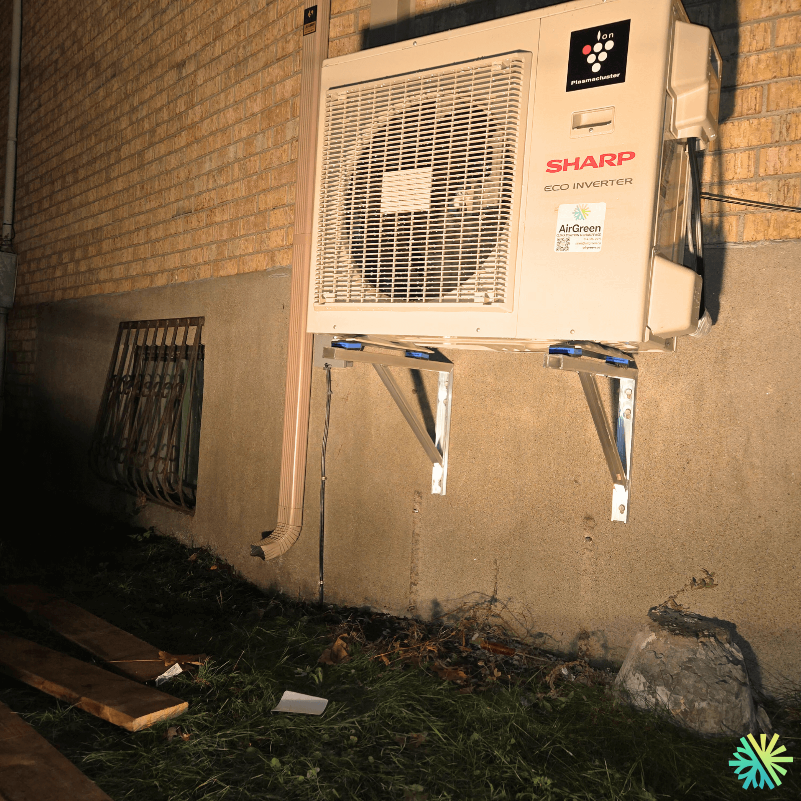 Installation d’une thermopompe murale Sharp à Rosemont–La Petite-Patrie
