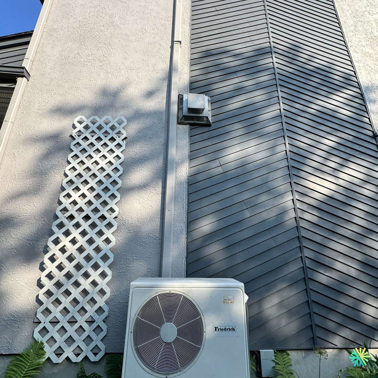 Réparation d’une thermopompe murale Friedrich à Brossard