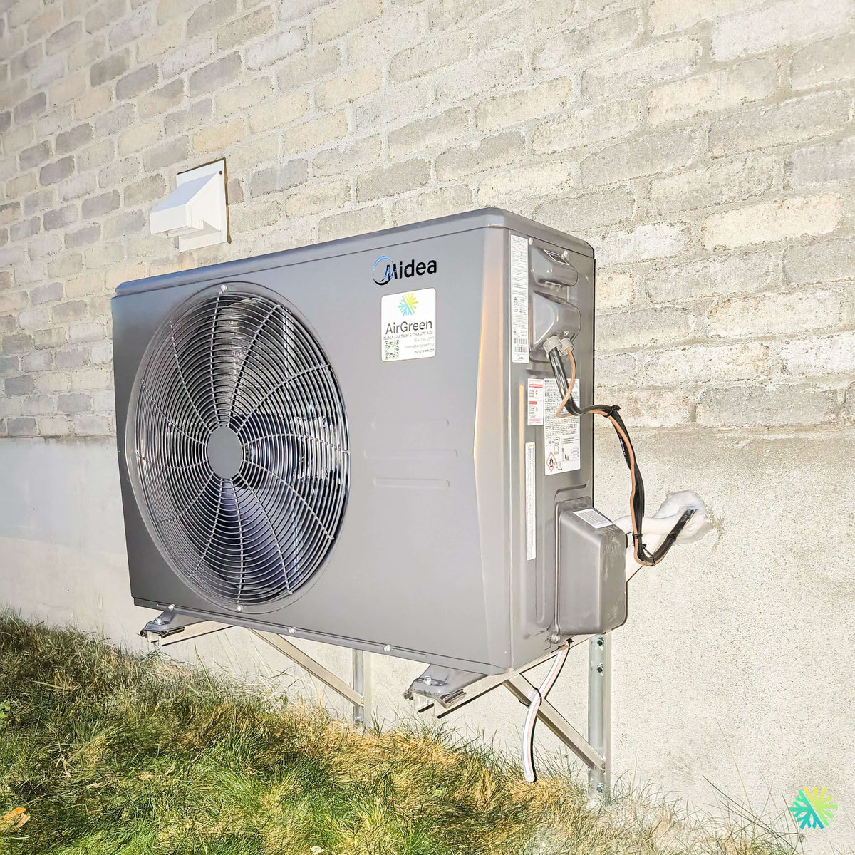 Installation d’une thermopompe centrale MIDEA EVOX G3 à Rivière-des-Prairies–Pointe-aux-Trembles, Montréal