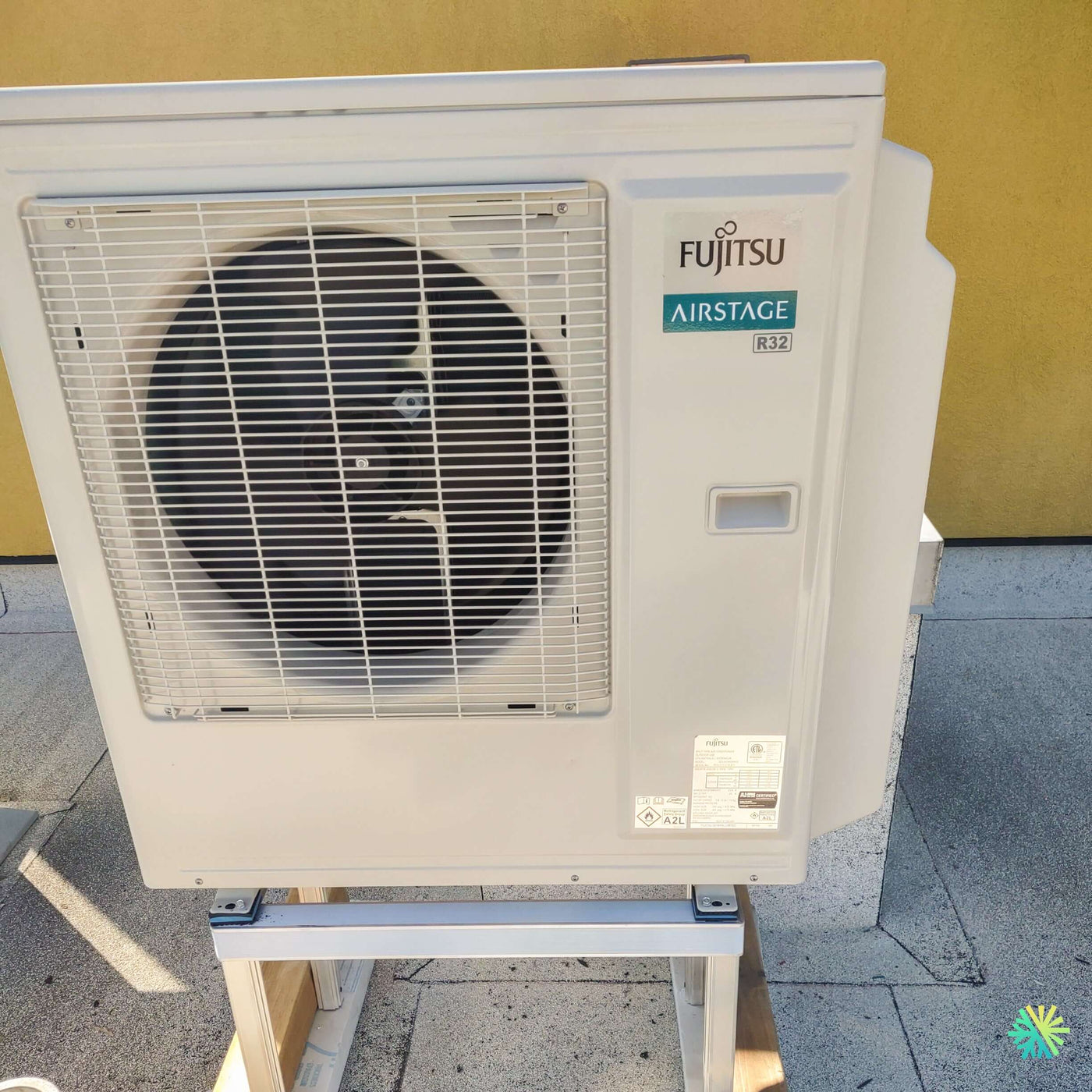 Installation d’une thermopompe centrale FUJITSU CENTAURI R32 3 tonnes (36 000 BTU) à Brossard