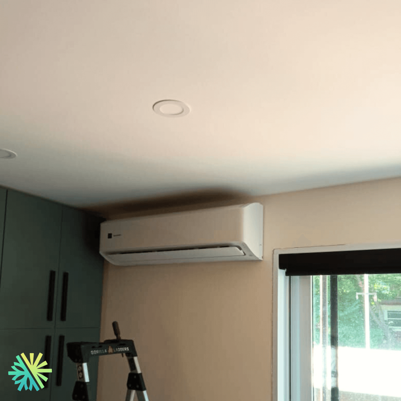 Installation d’une Thermopompe Mini Split SHARP ZU1 à Kirkland