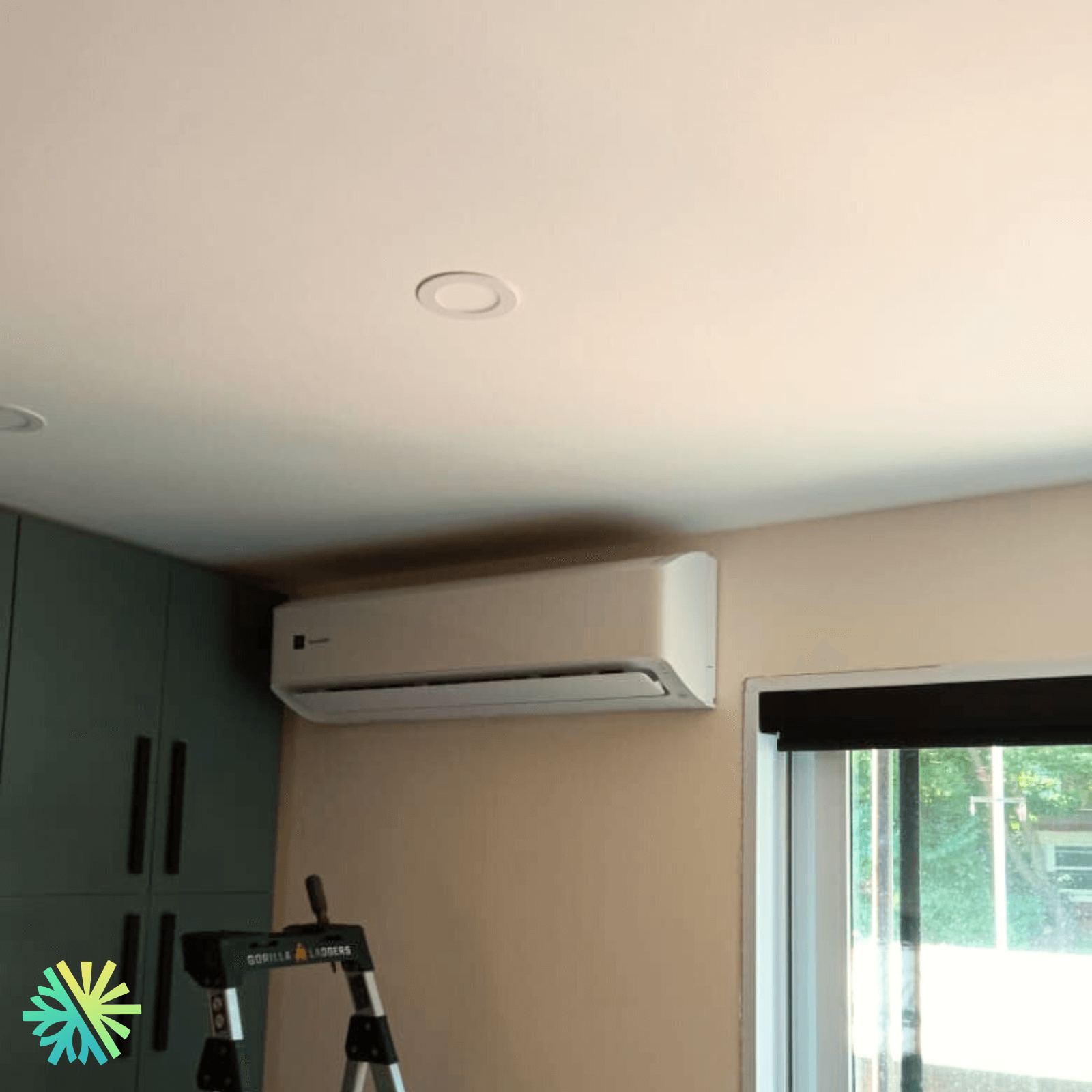 Installation d’une Thermopompe Mini Split SHARP ZU1 à Kirkland