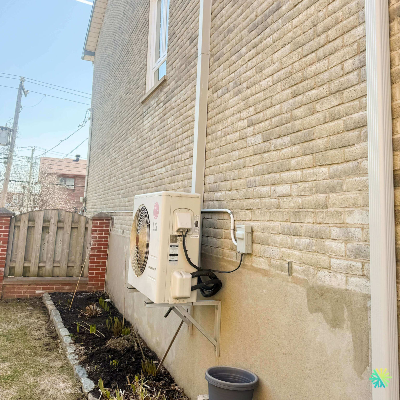 Réparation d’une Thermopompe murale LG à Pointe-Claire