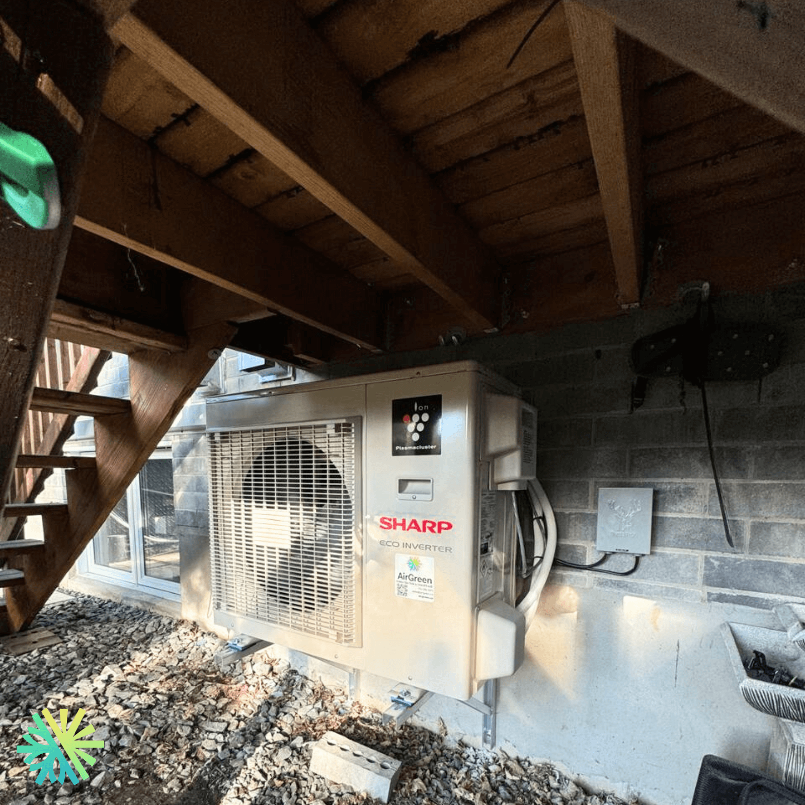 Témoignage : Comment une thermopompe murale Sharp a sauvé un chalet familial du gel extrême sur la Rive-Nord