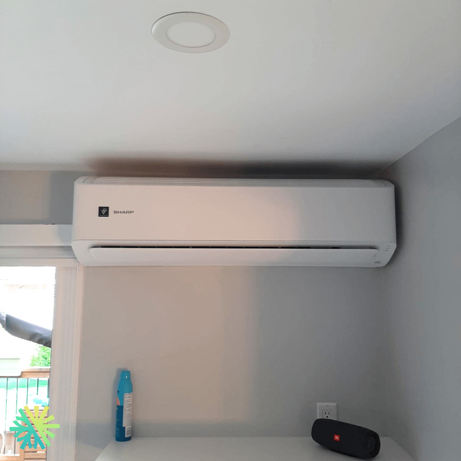 Installation d’une Thermopompe Mini Split SHARP ZU1 à Sainte-Thérèse