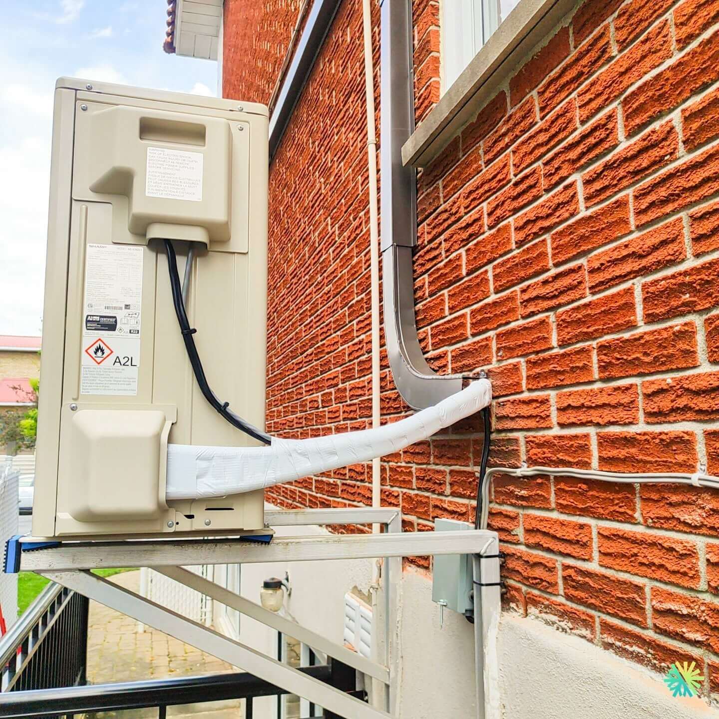 Plaque signalétique extérieure: quoi doit-on voir LogisVert? (2026)