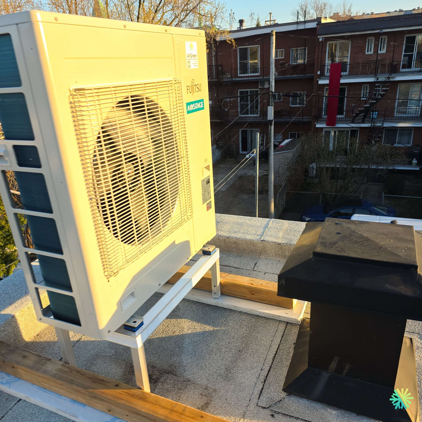 Installation d’une thermopompe FUJITSU Aquila XLTH R32 36 000 BTU DoubleZone à Verdun