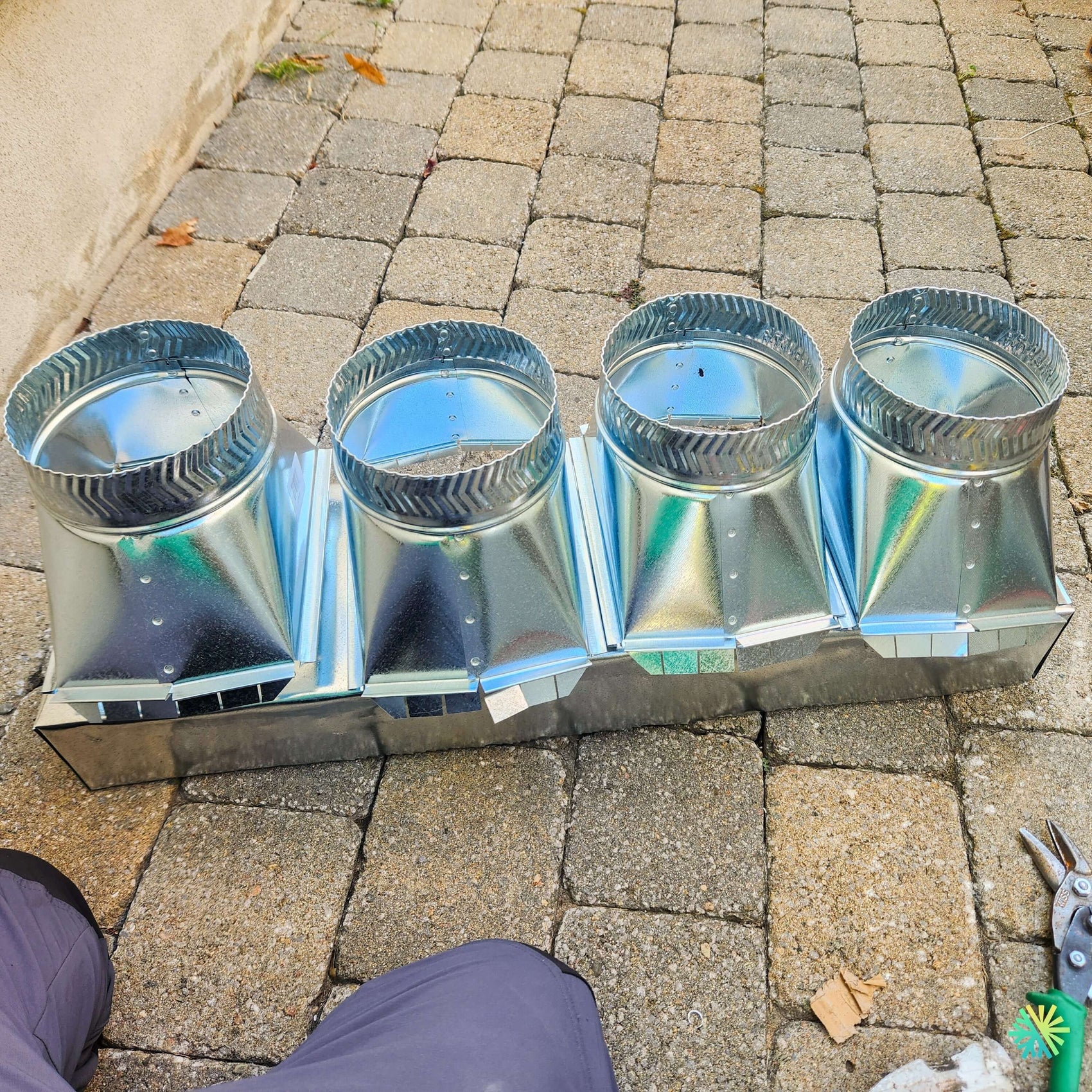 Installation d’une thermopompe gainable GREE All Match Slim Duct R32 avec conduits gainables Slim Duct à Lachine