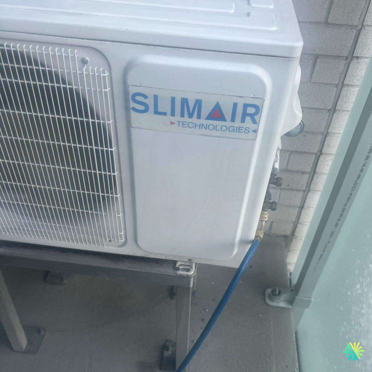 Réparation d’une thermopompe murale SlimAir à Outremont