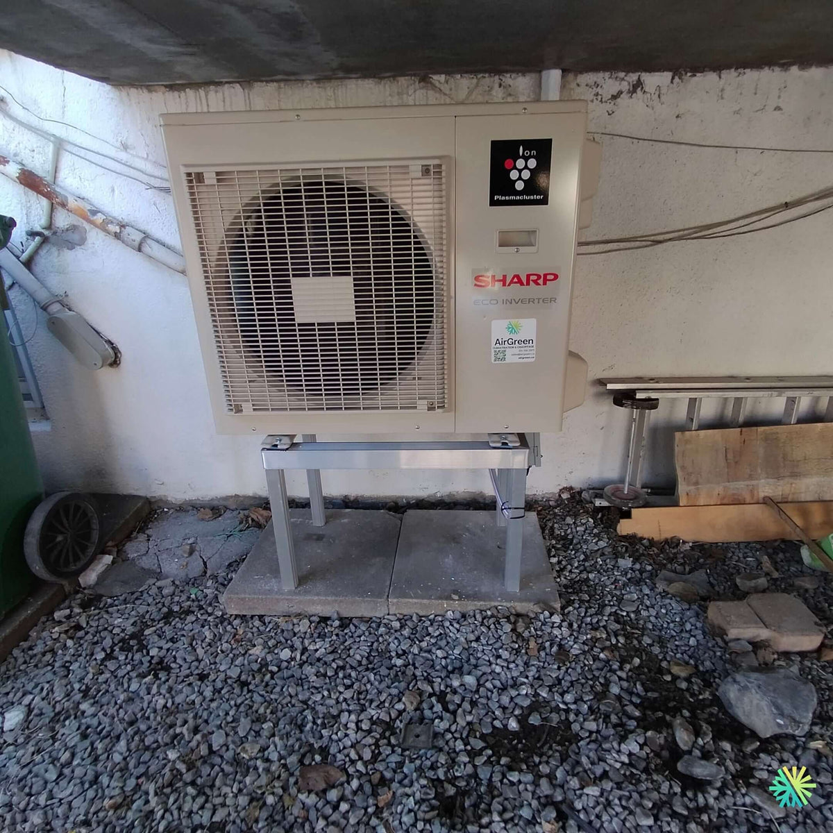 Installation d’une Sharp Eco Inverter thermopompe murale à Laval (Chomedey)