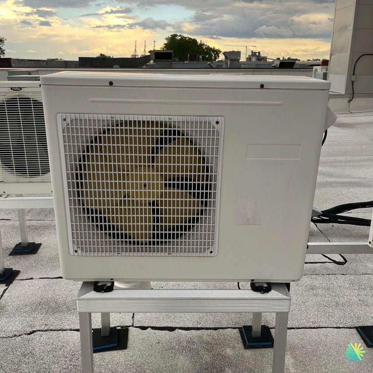 Réparation d’une thermopompe murale Midea à Rosemont–La Petite-Patrie