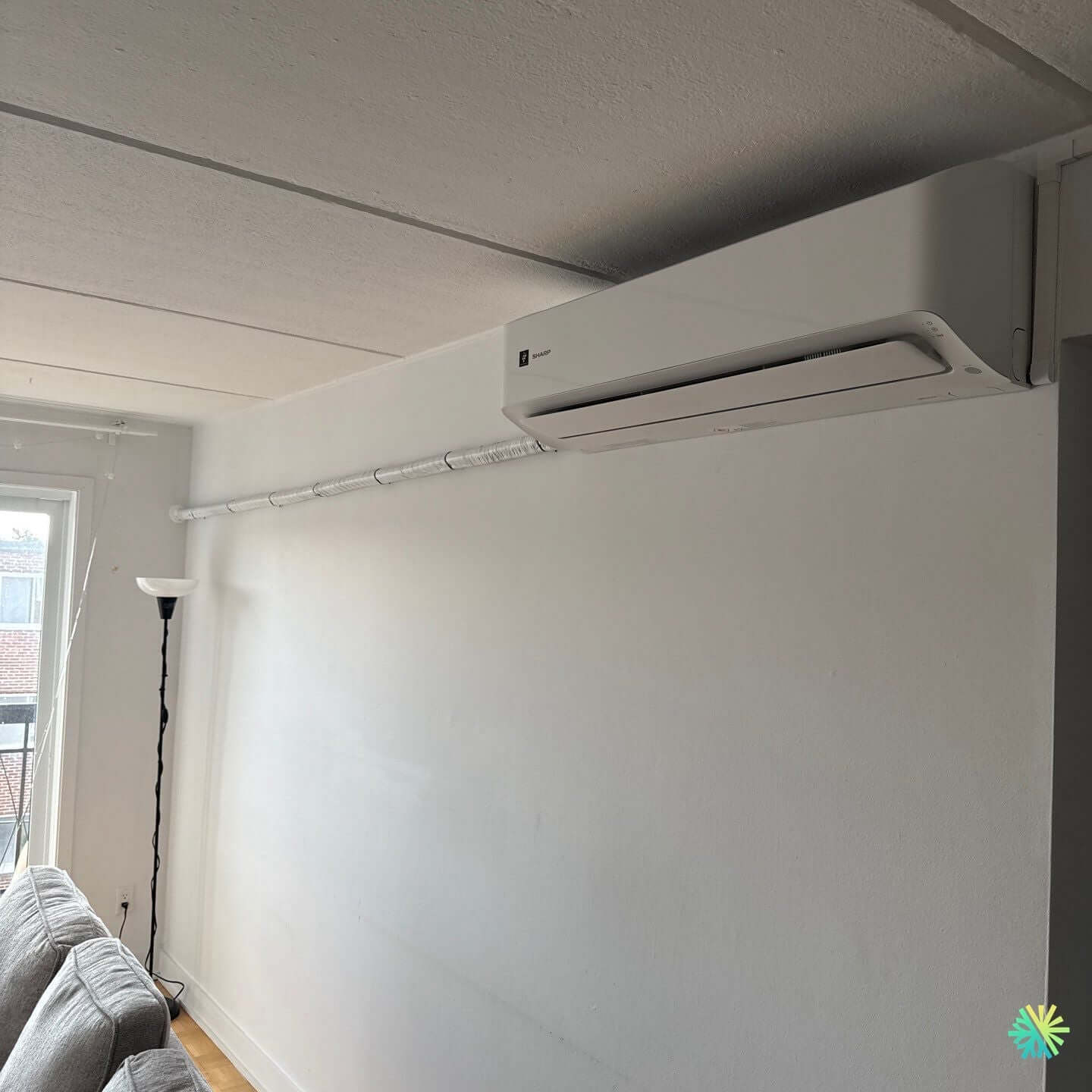 Installation d’une Sharp série ZU1 thermopompe murale à Rosemont–La Petite-Patrie