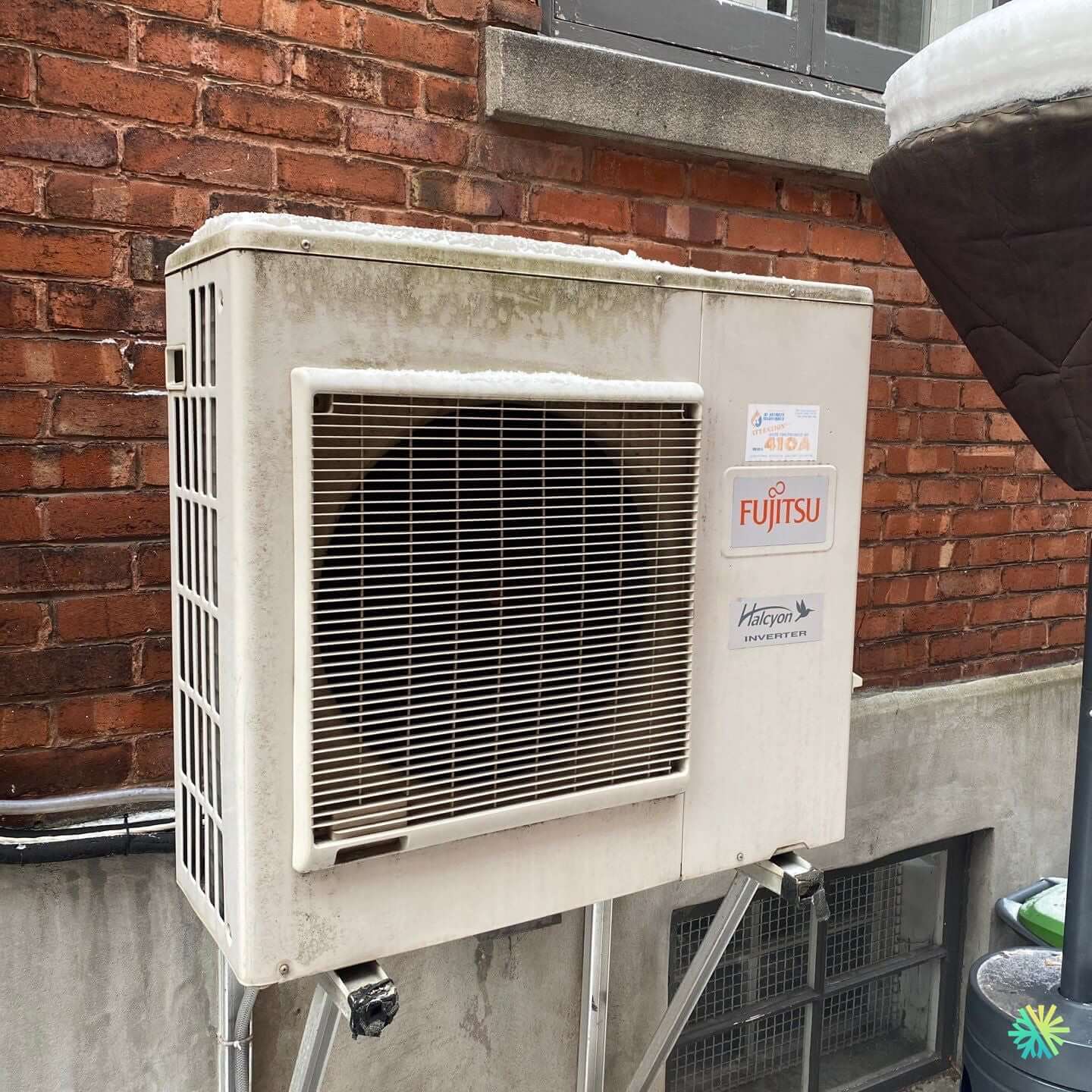 Nettoyage d’une thermopompe murale Fujitsu à Rosemont–La Petite-Patrie