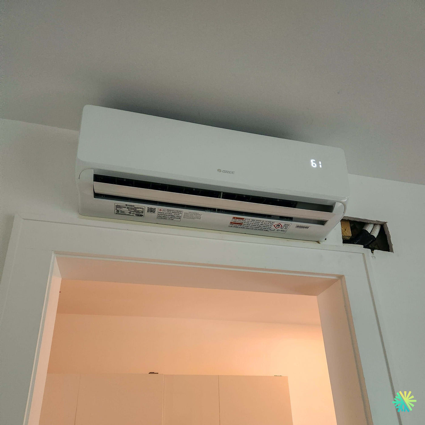 Installation d’une thermopompe DoubleZone GREE FREE MATCH R32 à Dorval : deux têtes murales, un confort ciblé et une intégration CVAC soignée