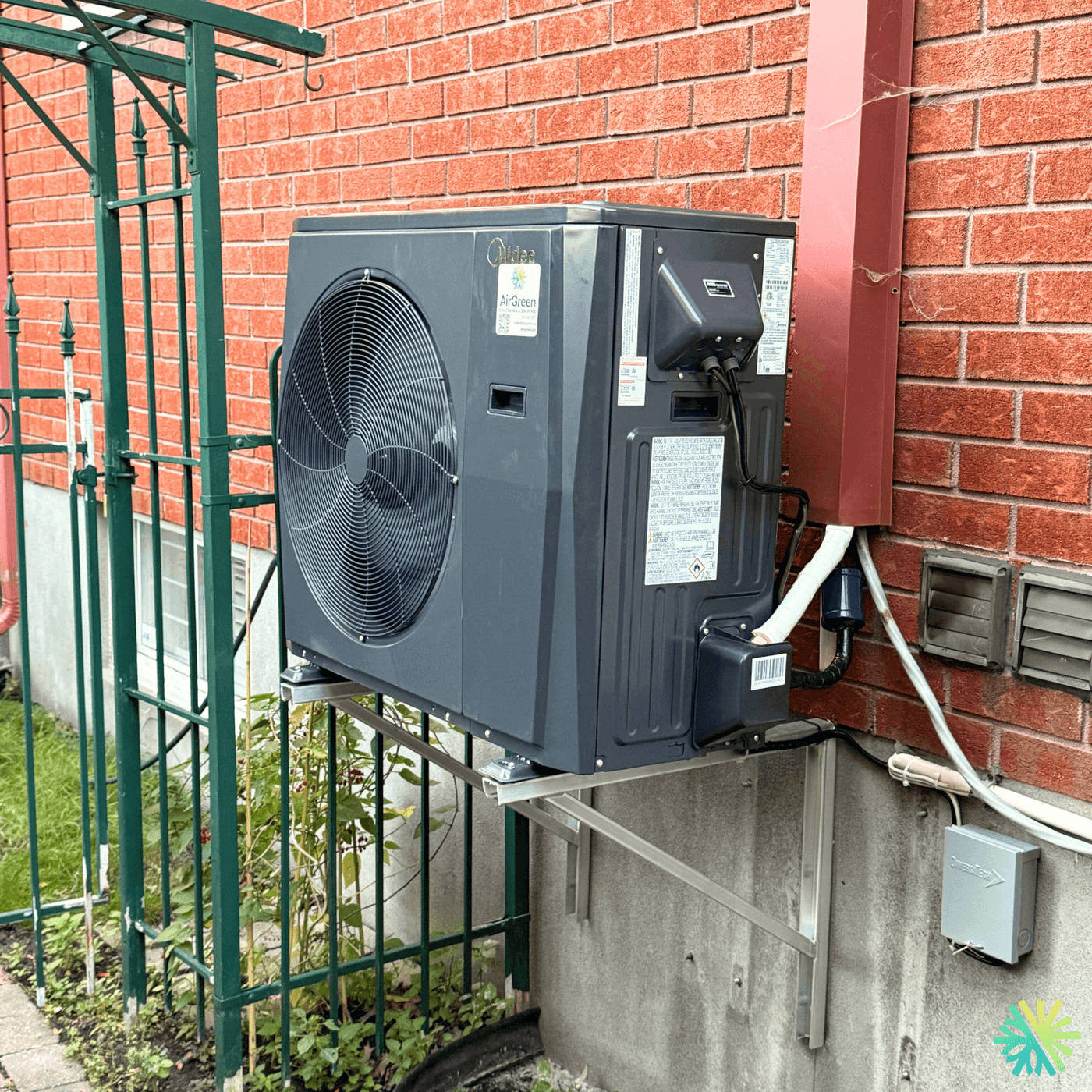 Installation d’une thermopompe centrale Midea EVOX G3 à Rosemont–La Petite-Patrie