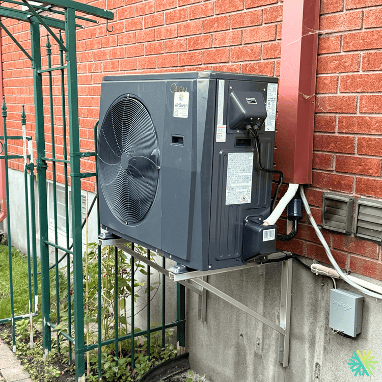 Installation d’une thermopompe centrale Midea EVOX G3 à Rosemont–La Petite-Patrie